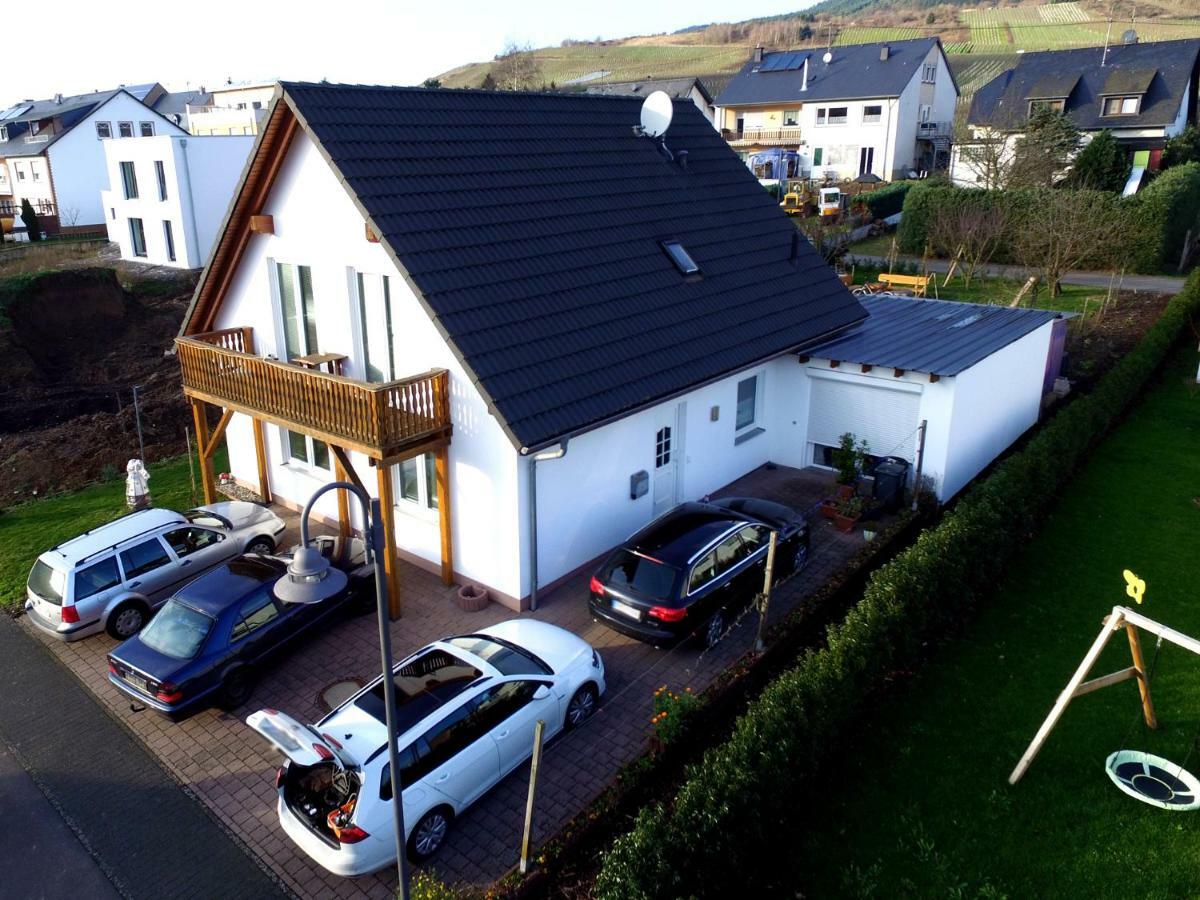 Moselie Ferienwohnung Kinheim Mosel Exterior foto